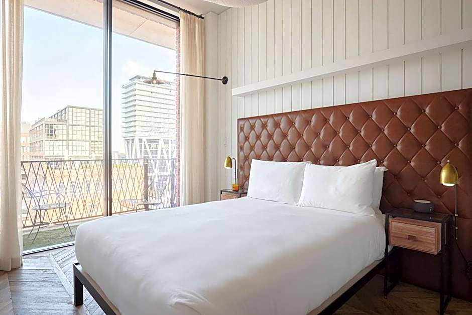 Queen Bedroom - Image 2